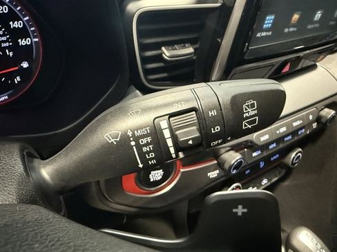 Used 2021 Hyundai Veloster Turbo image 29