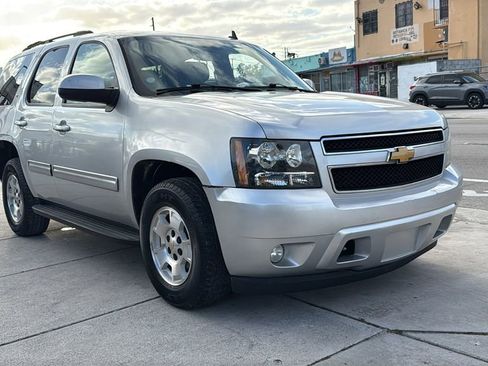 Used 2014 Chevrolet Tahoe LT RWD image 16