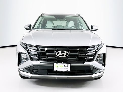 Used 2025 Hyundai Tucson SEL FWD image 2