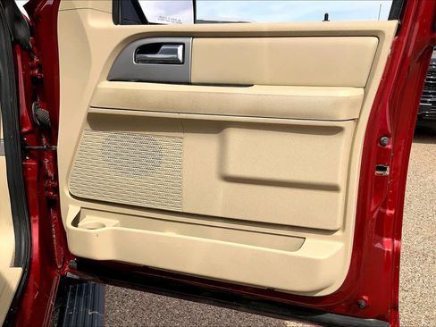 Used 2017 Ford Expedition Limited w/ Equipment Group 301A image 23