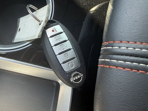 Used 2023 Nissan Altima 2.5 SR w/ SR Premium Package FWD image 27