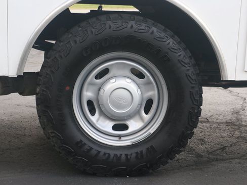 Used 2025 Ford F250 XL w/ XL Off-Road Package AWD/4WD image 39