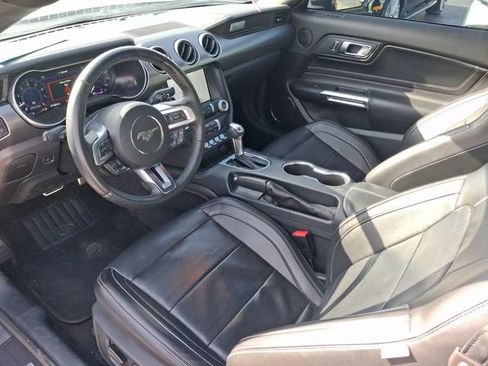 Used 2022 Ford Mustang GT Premium w/ Equipment Group 401A RWD image 6