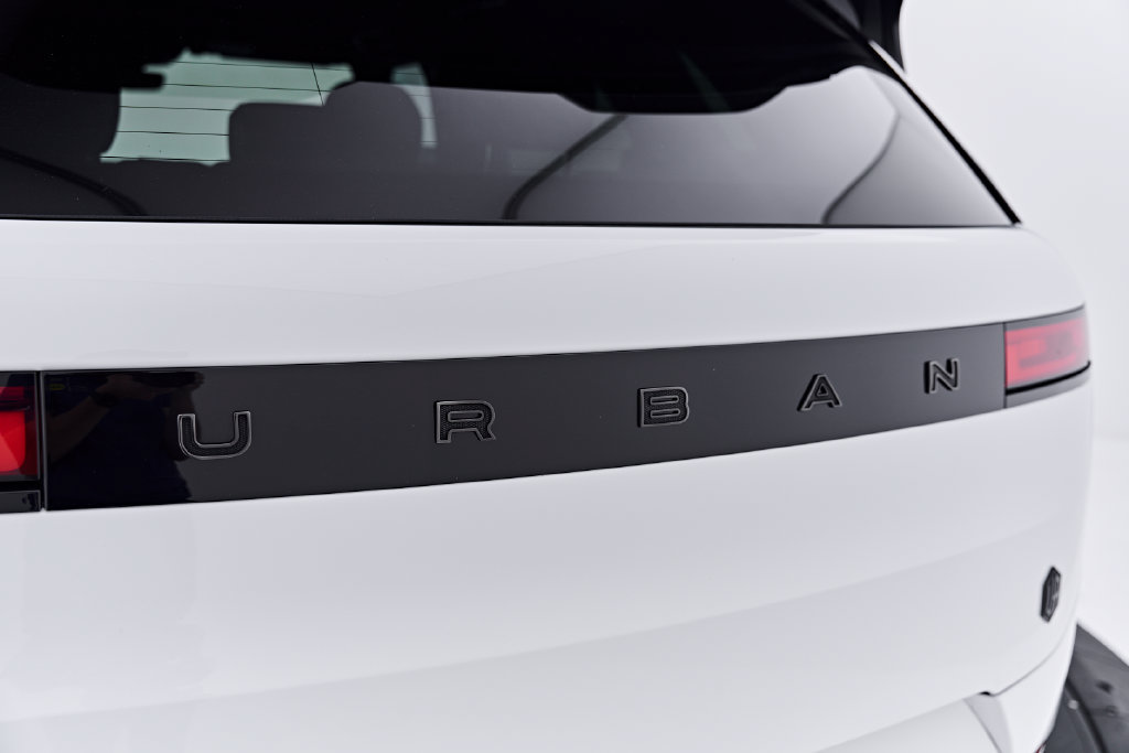 Used 2025 Land Rover Range Rover Sport SE AWD/4WD image 26