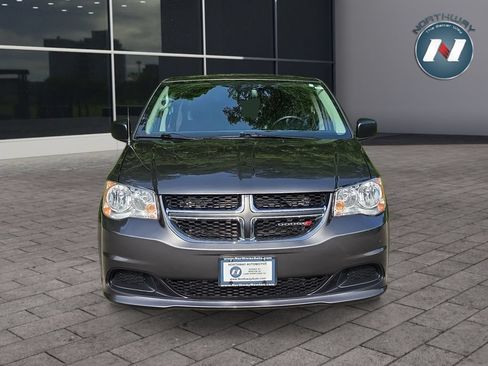 Used 2019 Dodge Grand Caravan SE FWD image 8