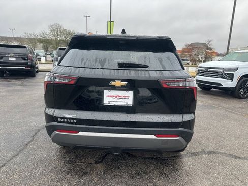 New 2026 Chevrolet Equinox LT image 4