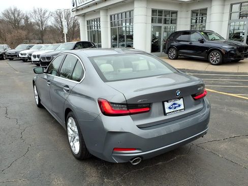 New 2025 BMW 330i xDrive Sedan w/ Premium Package AWD/4WD image 5