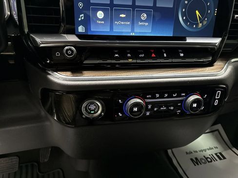 Used 2024 Chevrolet Silverado 1500 LT image 17