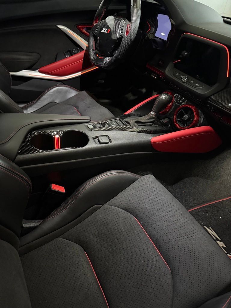 Used 2022 Chevrolet Camaro ZL1 RWD image 10