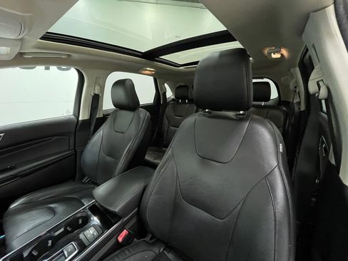 Used 2020 Ford Edge Titanium w/ Equipment Group 301A image 14