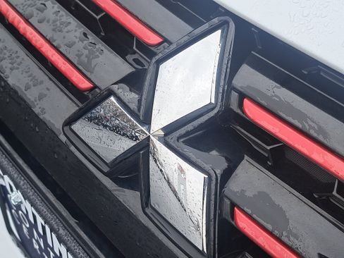 Used 2024 Mitsubishi Mirage image 10