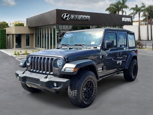Used 2018 Jeep Wrangler Unlimited Sport AWD/4WD image 7