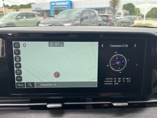 Used 2024 Kia Carnival EX FWD image 18