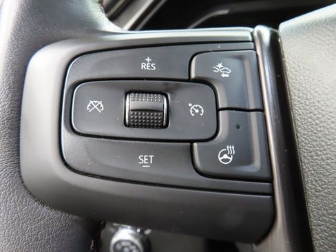 Used 2025 GMC Sierra 2500 AT4X image 65