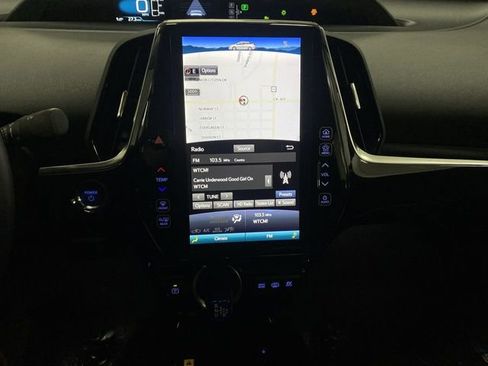 Used 2020 Toyota Prius Prime XLE image 21