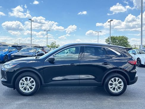 Used 2023 Ford Escape Active w/ Tech Pack #1 AWD/4WD image 6