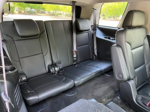 Used 2017 Chevrolet Tahoe Premier AWD/4WD image 25