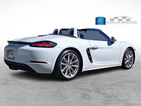 Used 2018 Porsche 718 Boxster S RWD image 7
