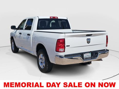 Used 2022 RAM 1500 Classic SLT w/ Electronics Group AWD/4WD image 5