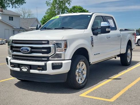 Certified 2022 Ford F350 Platinum AWD/4WD image 2
