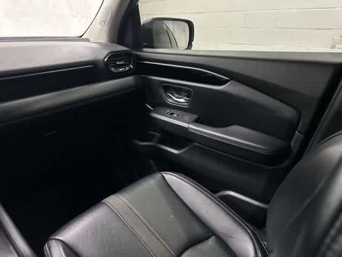 Certified 2023 Honda Pilot Touring image 13