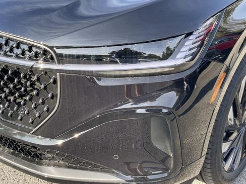 New 2026 Lincoln Nautilus Black Label w/ Jet Appearance Package image 9