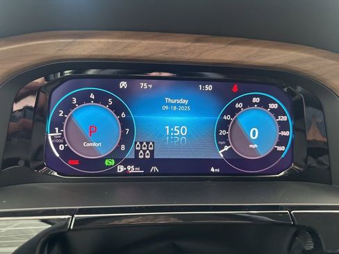 New 2026 Volkswagen Atlas SE image 14