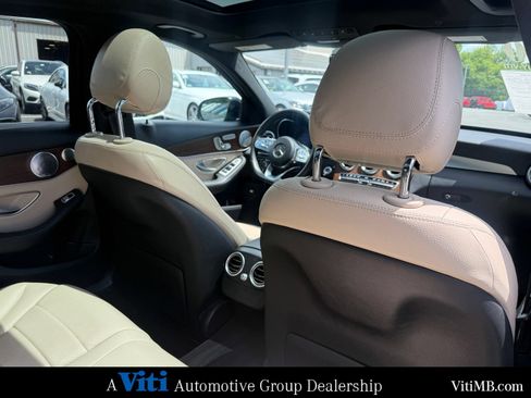 Used 2020 Mercedes-Benz C 300 4MATIC Sedan image 27