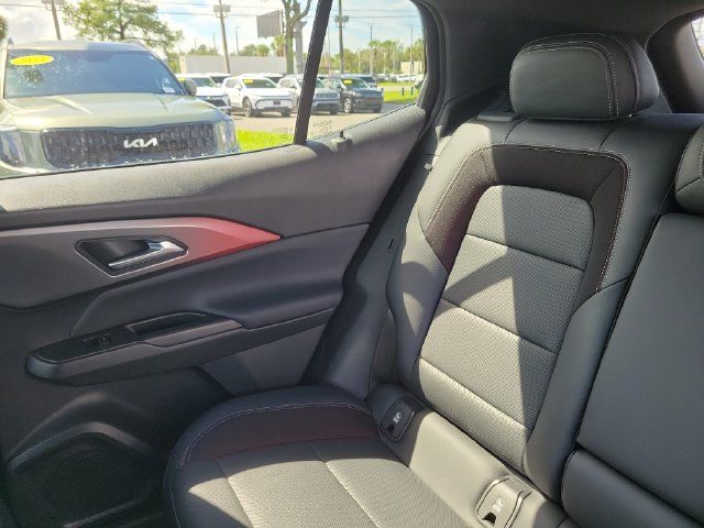 Certified 2024 Chevrolet Equinox EV RS FWD image 13
