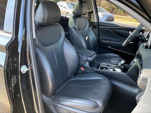 Used 2020 Hyundai Santa Fe Limited image 9