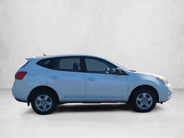 Used 2013 Nissan Rogue S AWD/4WD image 4