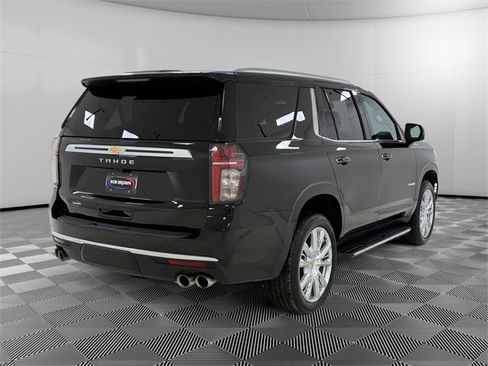 Used 2023 Chevrolet Tahoe High Country image 3
