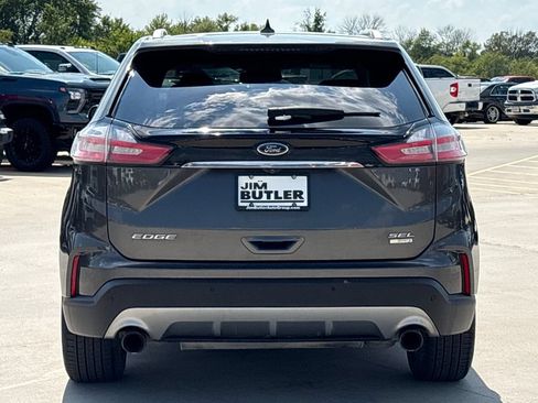 Used 2019 Ford Edge SEL FWD image 4