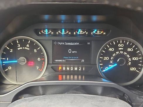 Used 2016 Ford F150 XLT w/ Equipment Group 301A Mid RWD image 11