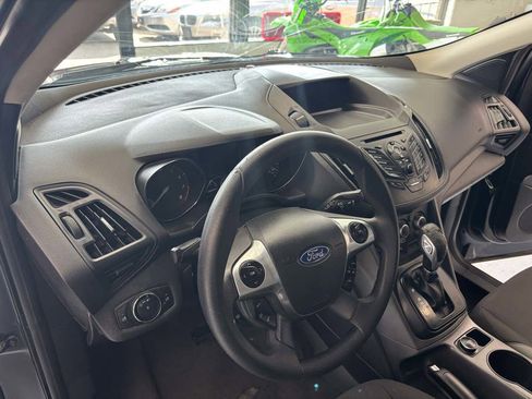 Used 2014 Ford Escape S image 10