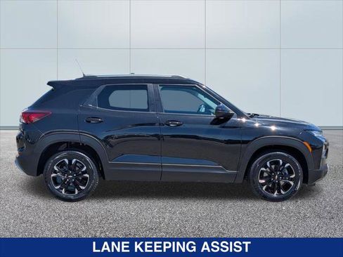 Used 2023 Chevrolet TrailBlazer LT FWD image 6