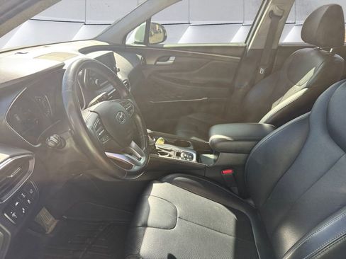 Used 2019 Hyundai Santa Fe Limited image 7