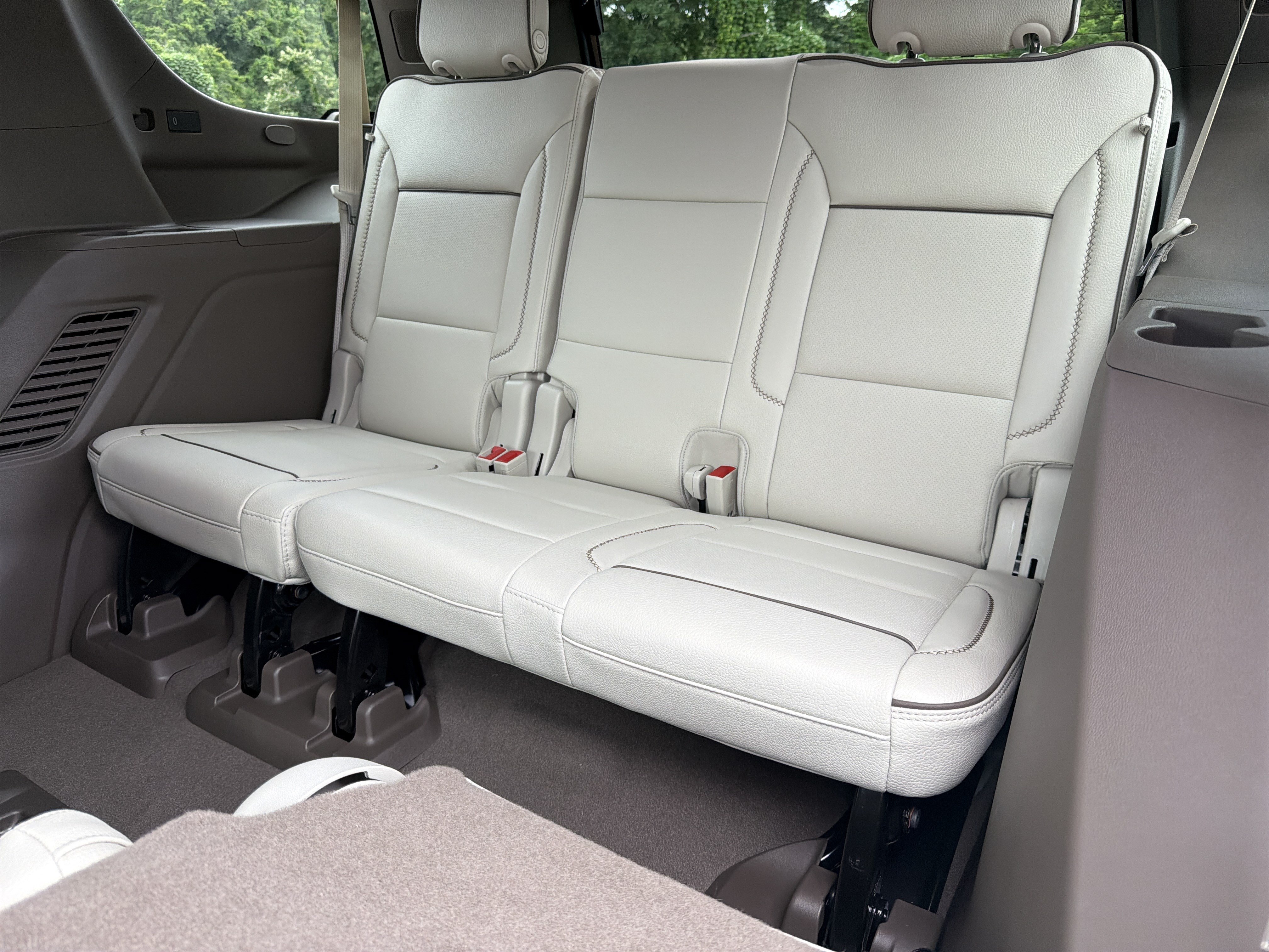 New 2026 GMC Yukon Denali w/ Denali Reserve Package AWD/4WD image 20