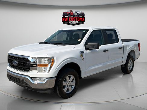 Used 2021 Ford F150 XLT w/ Trailer Tow Package AWD/4WD image 3