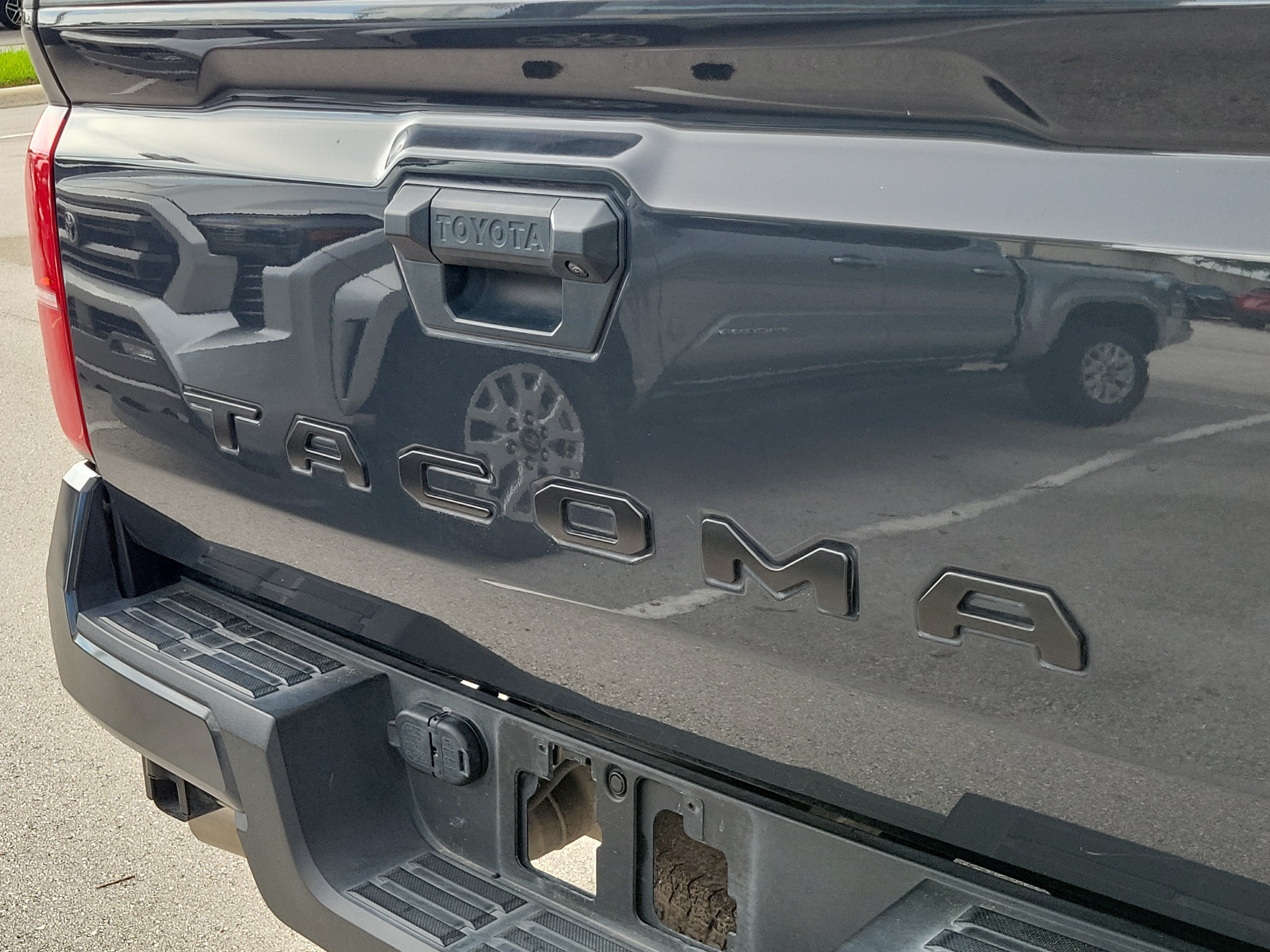 Certified 2025 Toyota Tacoma SR5 RWD image 8