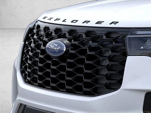 New 2026 Ford Explorer ST-Line image 17
