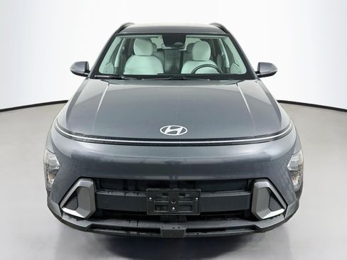 Used 2024 Hyundai Kona SEL AWD/4WD image 2