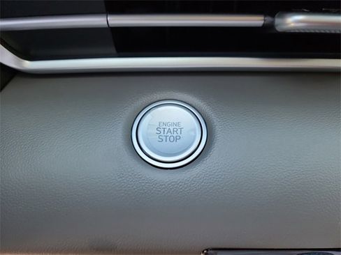 New 2025 Hyundai Elantra Blue image 26