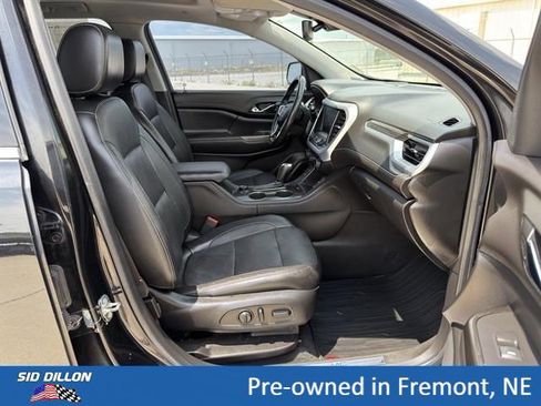 Used 2019 GMC Acadia SLT AWD/4WD image 17