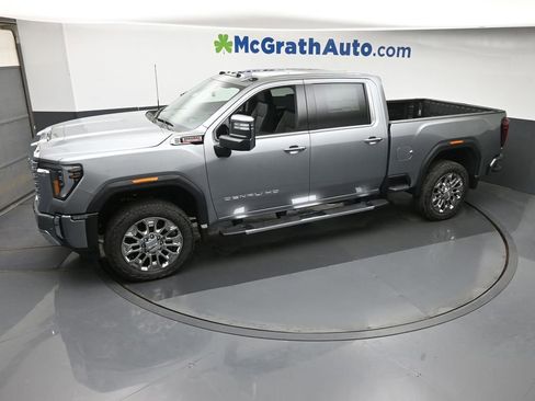 New 2026 GMC Sierra 2500 Denali w/ Denali Reserve Package AWD/4WD image 18