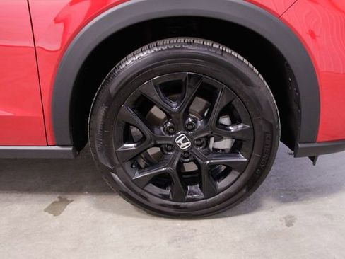 Used 2023 Honda HR-V Sport image 12