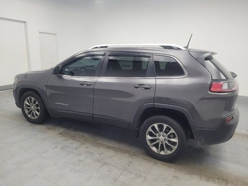 Used 2019 Jeep Cherokee Latitude Plus w/ Comfort/Convenience Group image 3