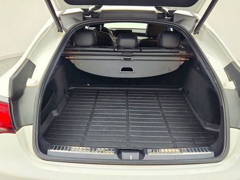 Used 2023 Mercedes-Benz GLC 300 4MATIC Coupe image 21