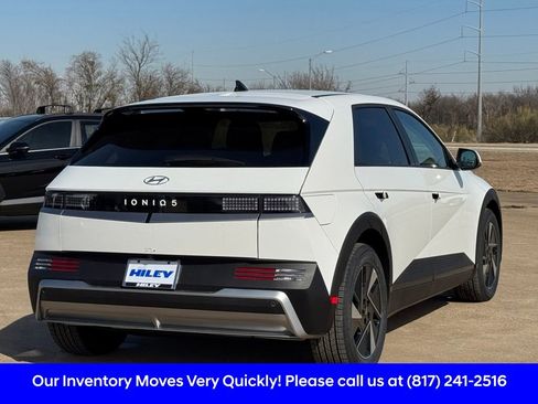 New 2026 Hyundai Ioniq 5 SE image 4