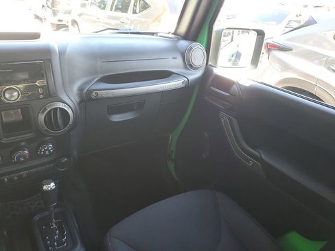 Used 2015 Jeep Wrangler Unlimited Sport w/ Connectivity Group AWD/4WD image 19